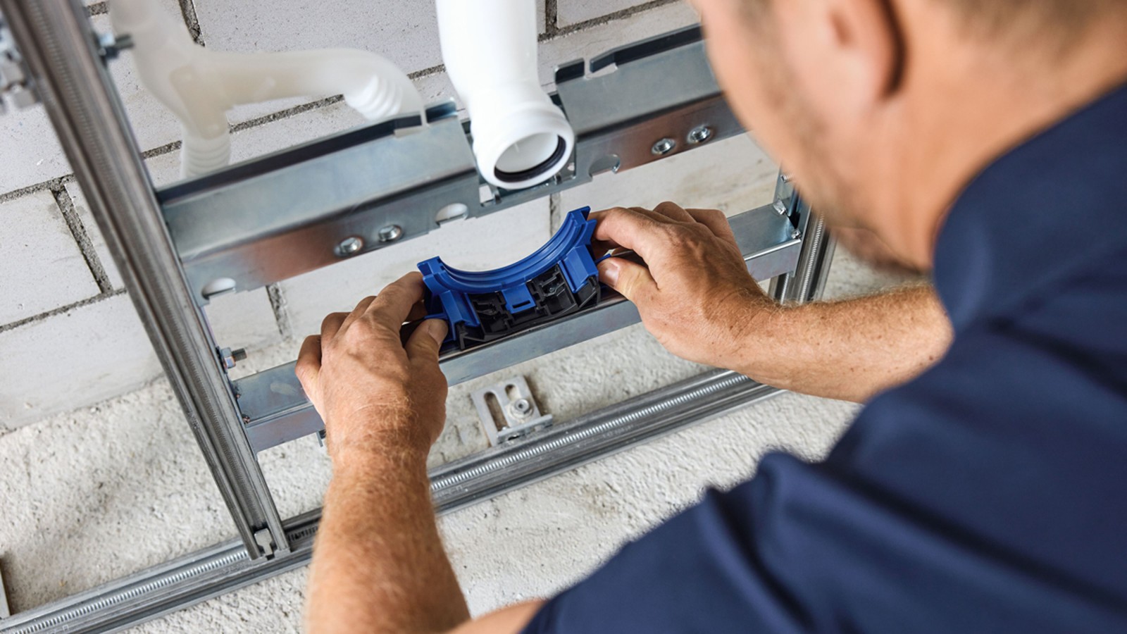 Ammattilaisten apu remontissa on yleensä tarpeen Ammattilaisten apu remontissa on yleensä tarpeen