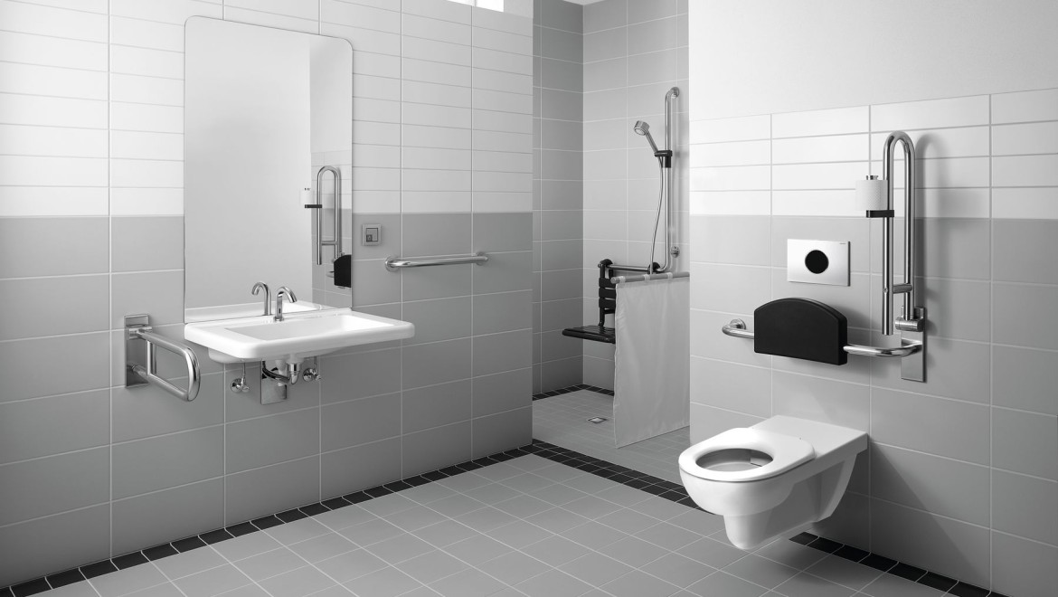 Geberit Renova Comfort -kylpyhuonekalusteet esteettömään kylpyhuoneeseen