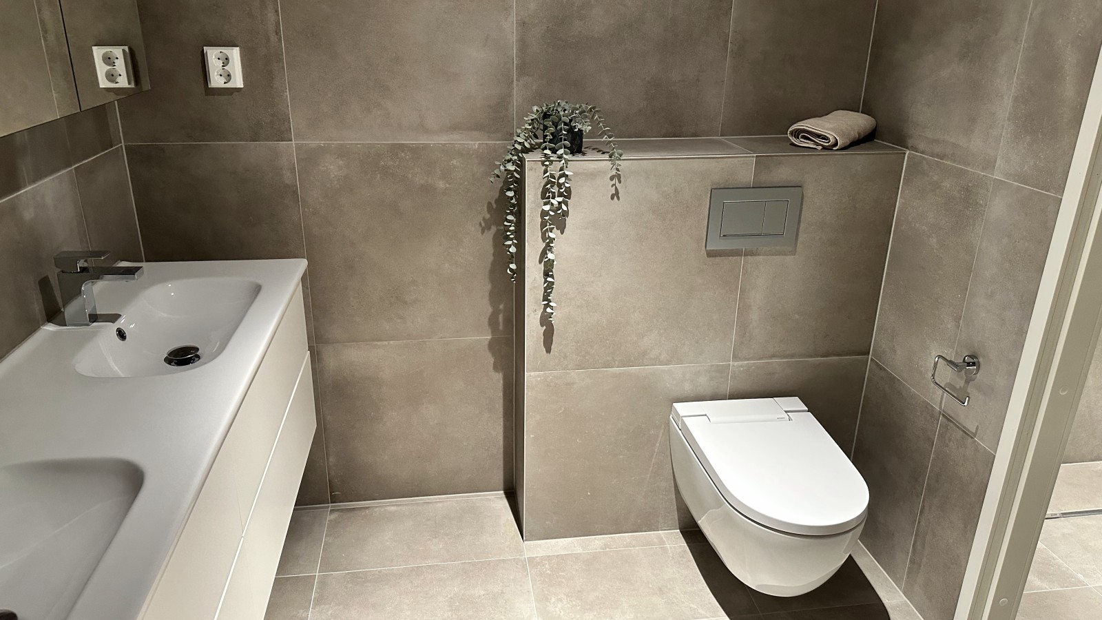 Lauttasaaren Onni - asunnon kylpyhuone Lauttasaaren Onni - asunnon kylpyhuone