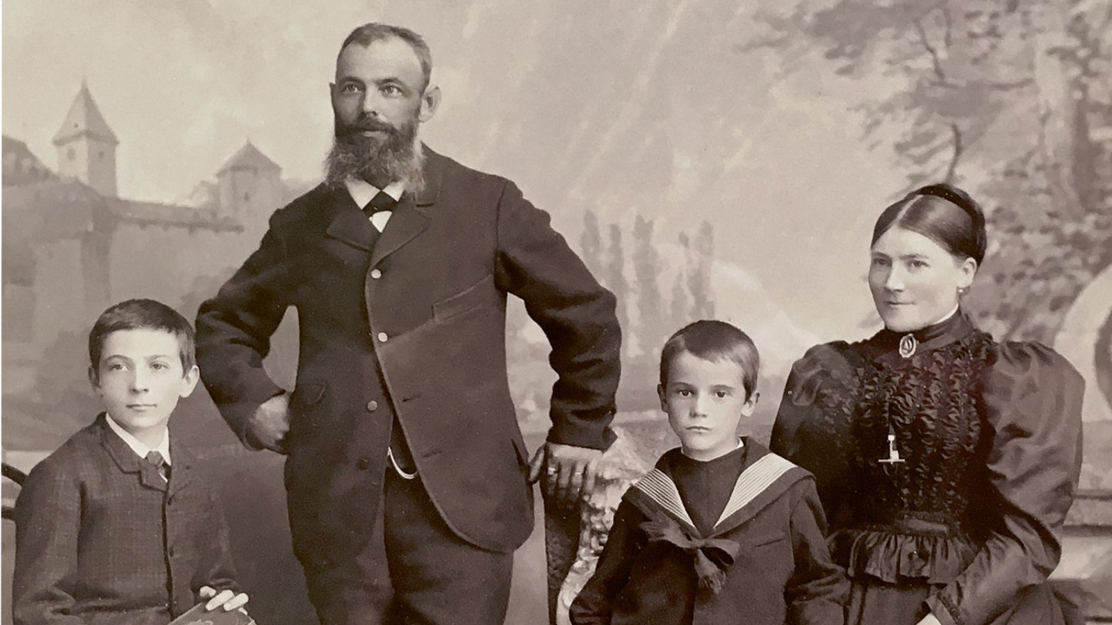 Perustajaperhe Gebert Perustajaperhe Gebert