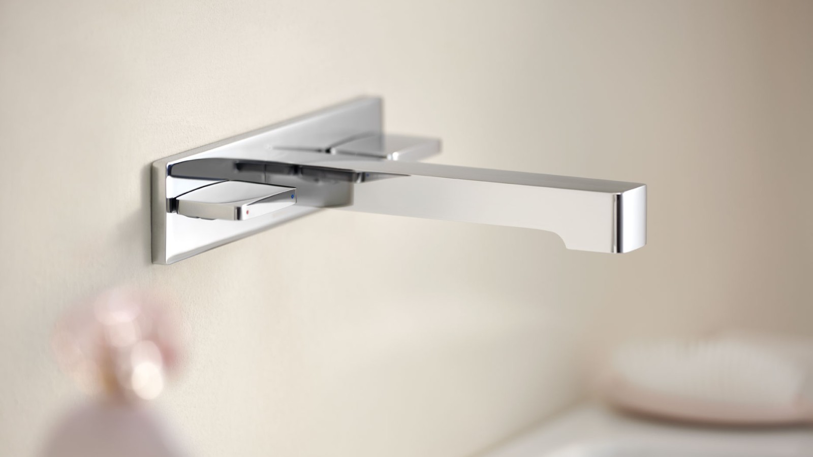 Kulmikas Geberit ONE -pesuallashana