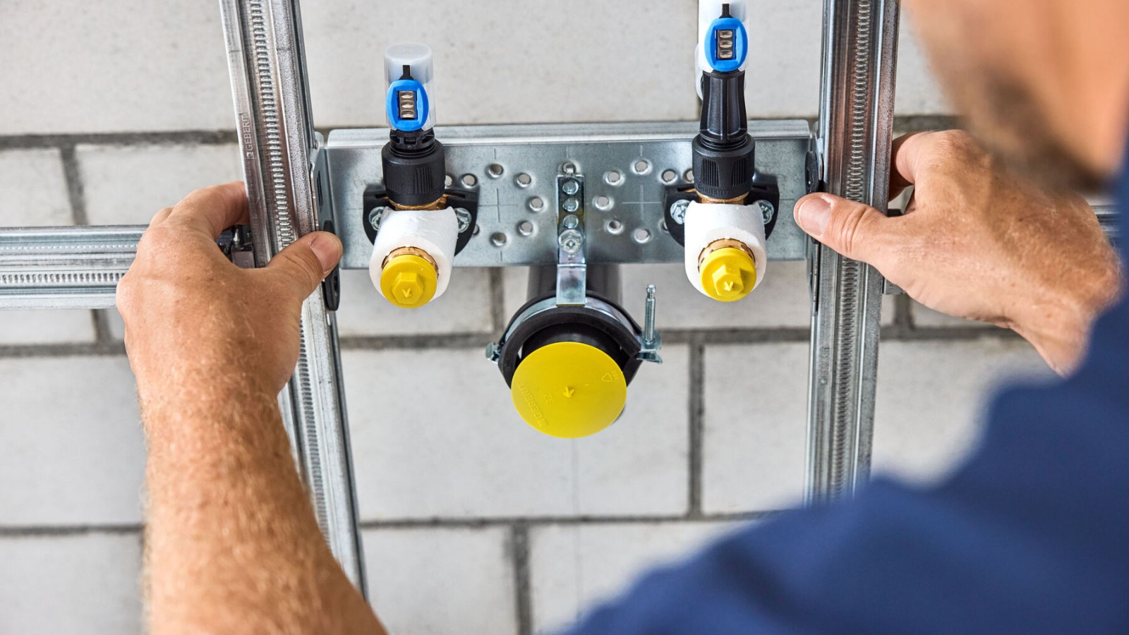 GIS -asennuselementti pesualtaalle GIS -asennuselementti pesualtaalle