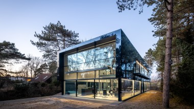 Arkkitehti Jan Pesmanin Villa Meijendel (© Lucas van der Wee)