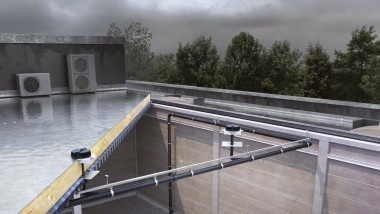 Pluvia-kattovedenpoistojärjestelmässä tarvitaan kaikkien kolmen tornin kattojen tyhjentämiseen vain suhteellisen vähän kattokaivoja. (© Geberit)