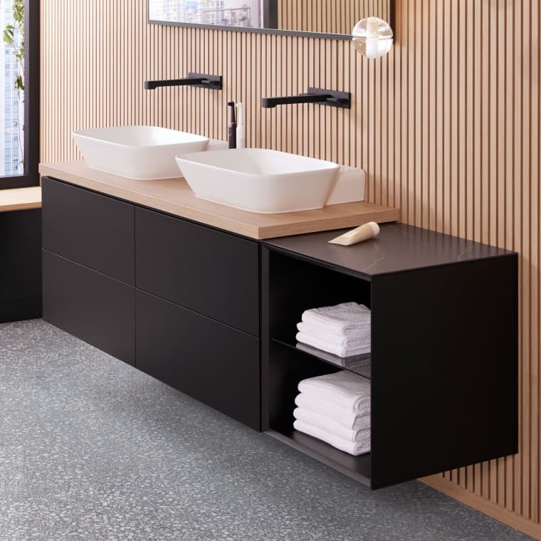 Geberit ONE -kylpyhuonekalusteet mustana Geberit ONE -kylpyhuonekalusteet mustana