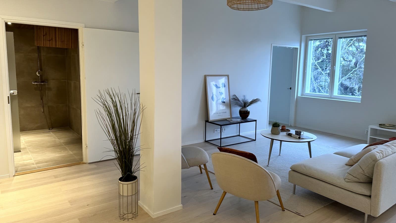 Lauttasaaren Onni - asunnon olohuone. ©Jenny Finneman-Modin Lauttasaaren Onni - asunnon olohuone. ©Jenny Finneman-Modin