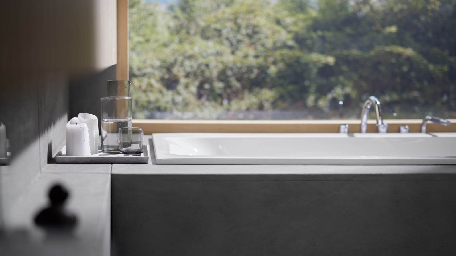 Kesämökkitunnelmaa ylellisellä kylpyammeella Kesämökkitunnelmaa ylellisellä kylpyammeella