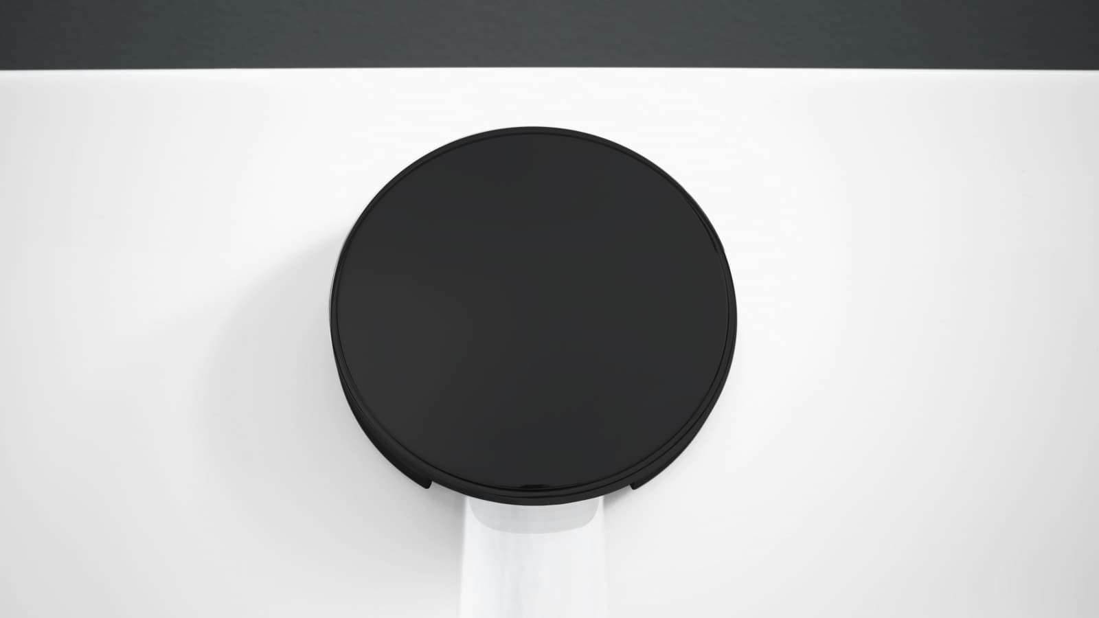 Kylpyammeen viemäröinti: Kääntökäyttöinen vesilukko tulovesiliitoksella Kylpyammeen viemäröinti: Kääntökäyttöinen vesilukko tulovesiliitoksella