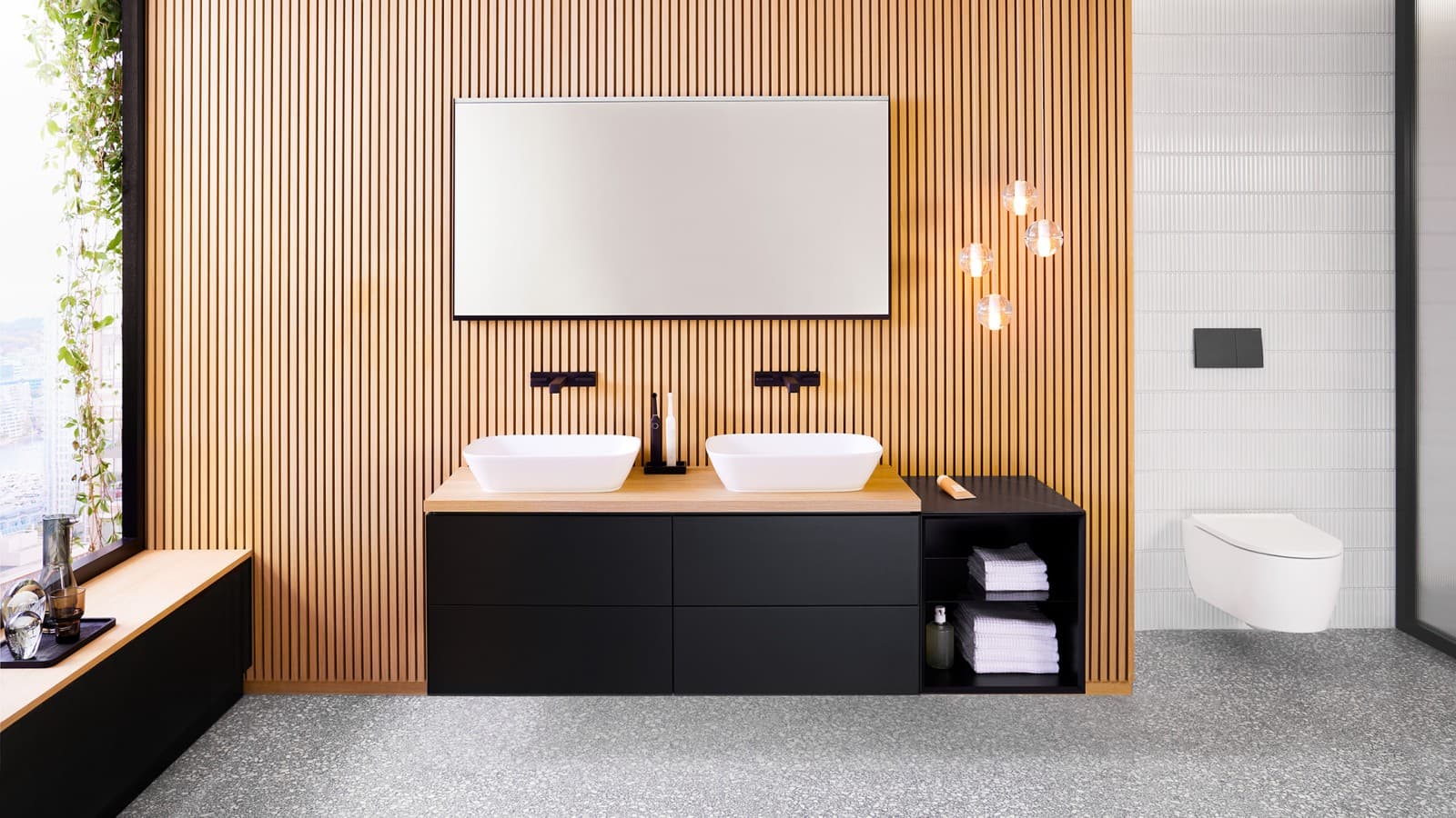 Geberit ONE-kylpyhuonesarja tasoaltaalla (© Geberit) Geberit ONE-kylpyhuonesarja tasoaltaalla (© Geberit)