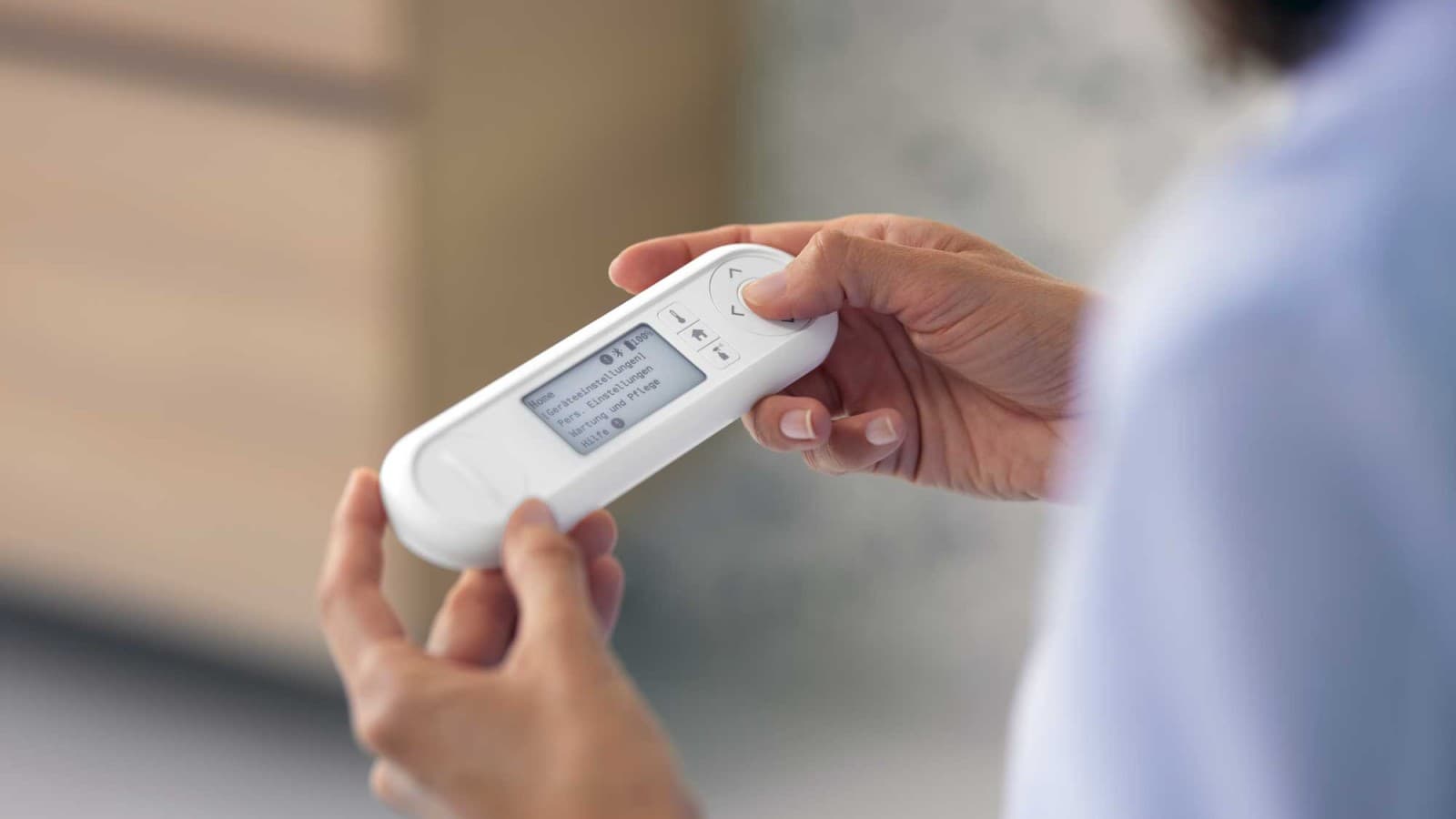 Geberit AquaClean Mera -pesu-wc:n kaukosäädin Geberit AquaClean Mera -pesu-wc:n kaukosäädin