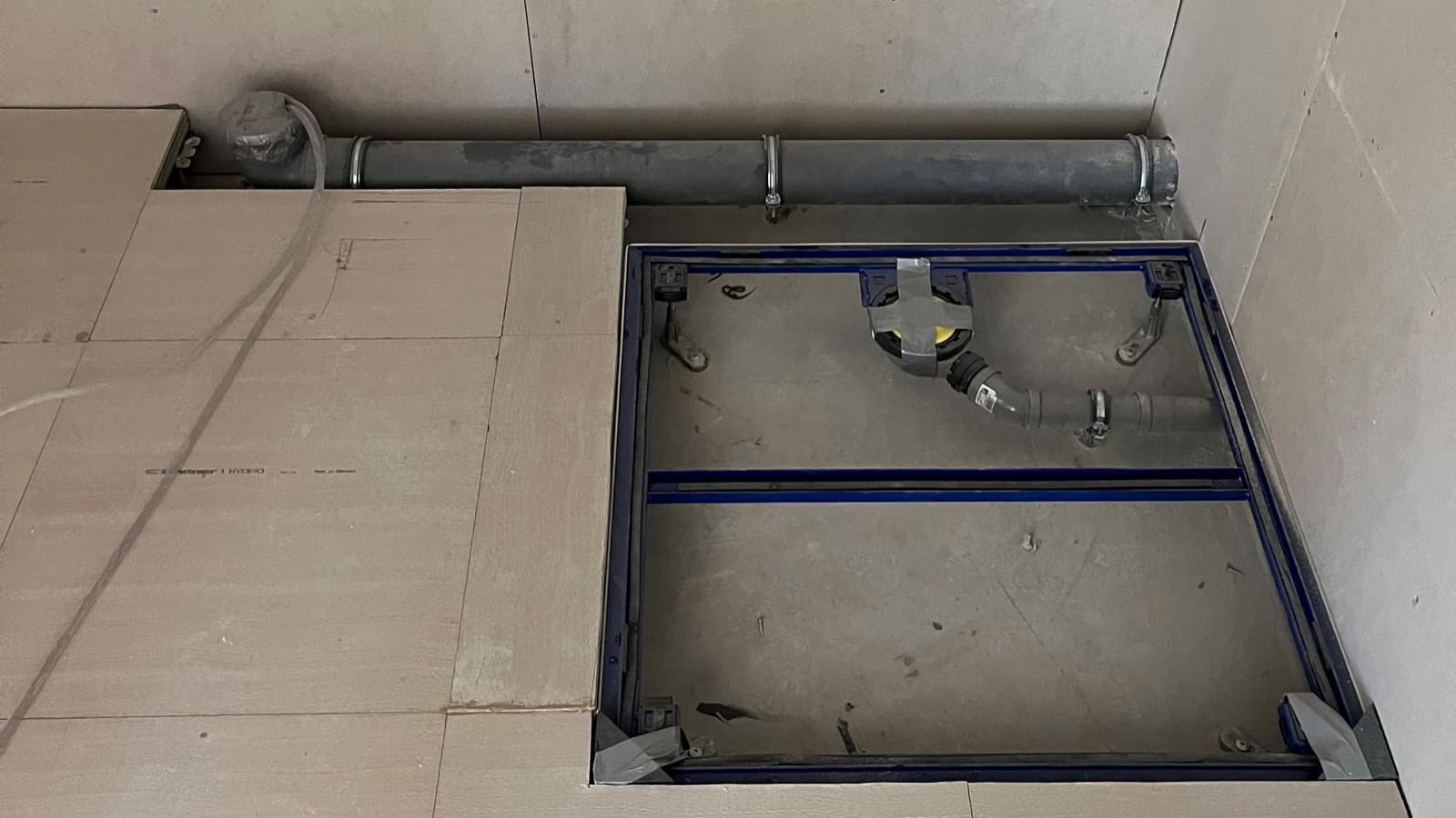 Geberit Sovent -yhteet ja Silent-db20 -viemäriputket (© Siim Kingisepp) Geberit Sovent -yhteet ja Silent-db20 -viemäriputket (© Siim Kingisepp)