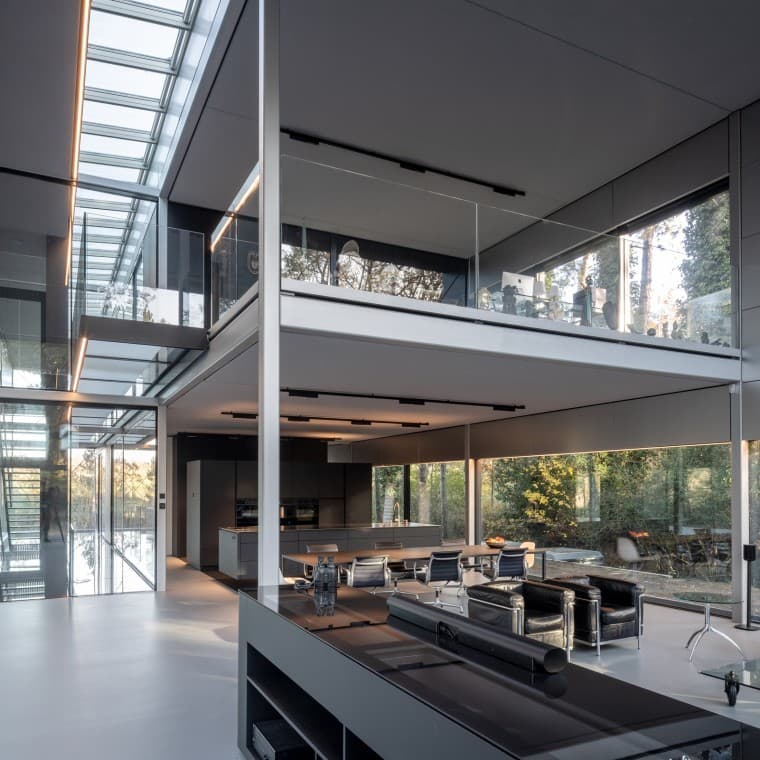 Rakennus voidaan purkaa lähes kokonaan ja käyttää uudelleen (© Lucas van der Wee) Rakennus voidaan purkaa lähes kokonaan ja käyttää uudelleen (© Lucas van der Wee)