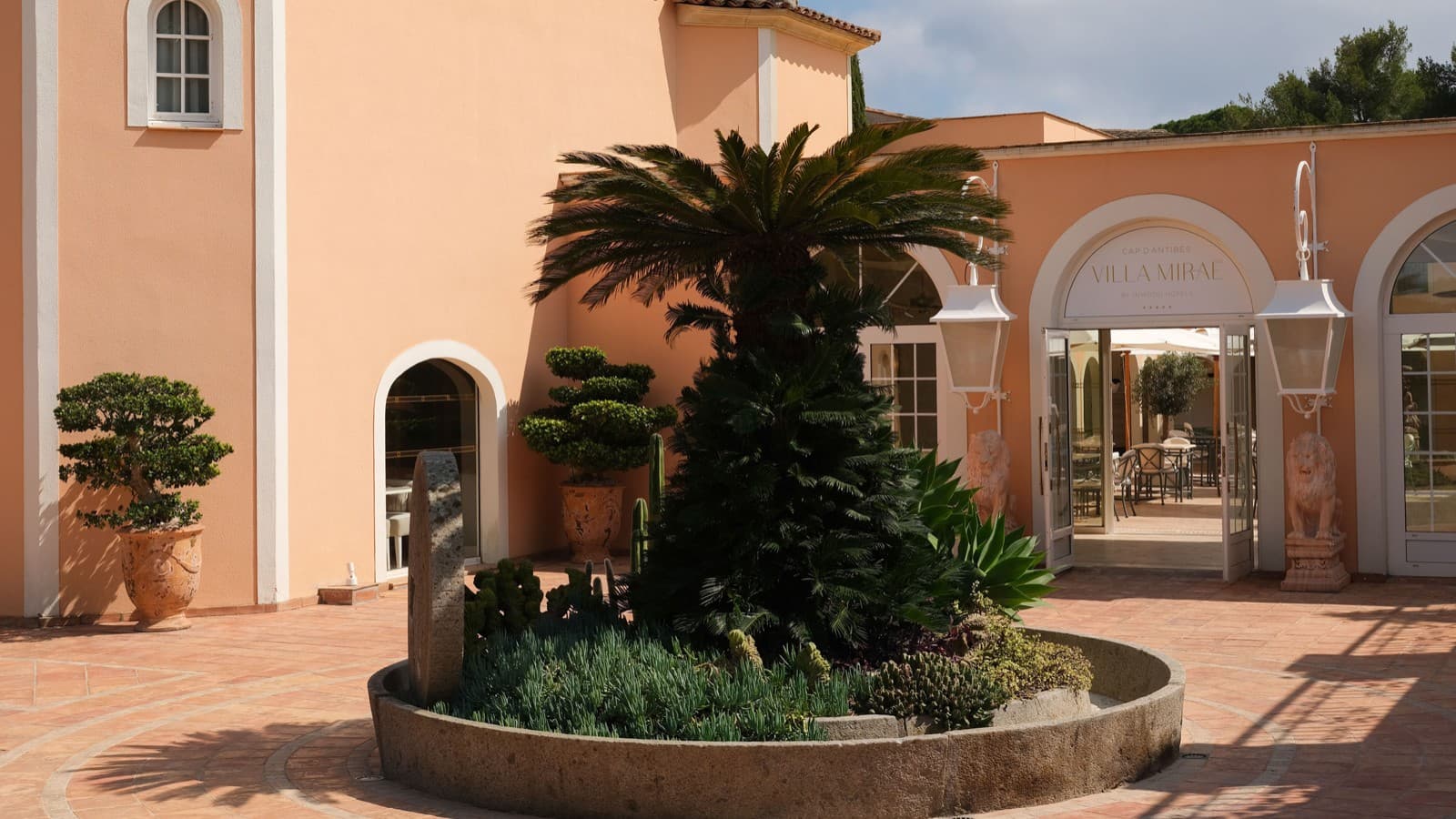 Villa Miraé Antibesissa (© Marion Butet Studio)